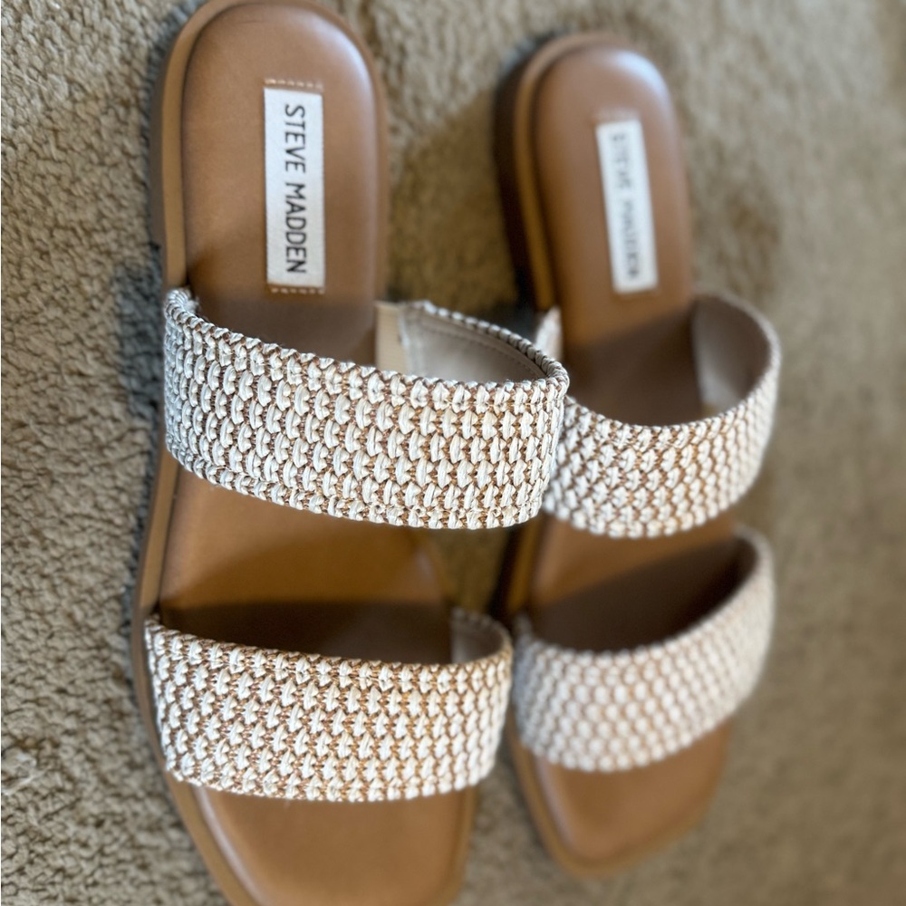Steve Madden Women's Cream Sandals